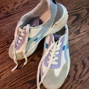 DeFlorence Tennis shoes